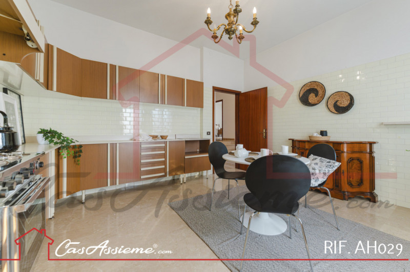 Rif. AH029
NOSTRA ESCLUSIVA
A pochi minuti dal centro di Castelfranco Veneto proponiamo in vendit...