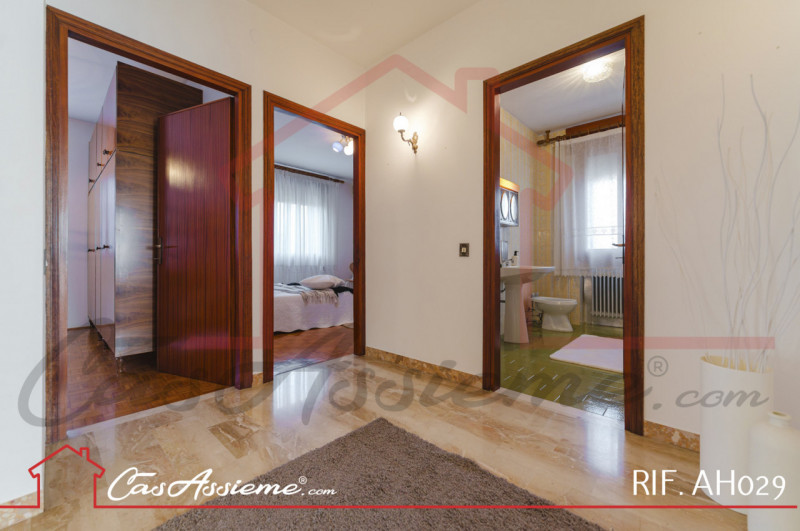 Rif. AH029
NOSTRA ESCLUSIVA
A pochi minuti dal centro di Castelfranco Veneto proponiamo in vendit...