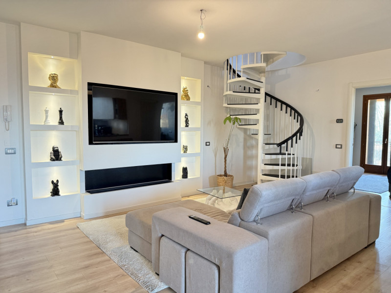 Ciao da Arcobaleno Consulenti Immobiliari, fermati un attimo a leggere di questa opportunità molt...