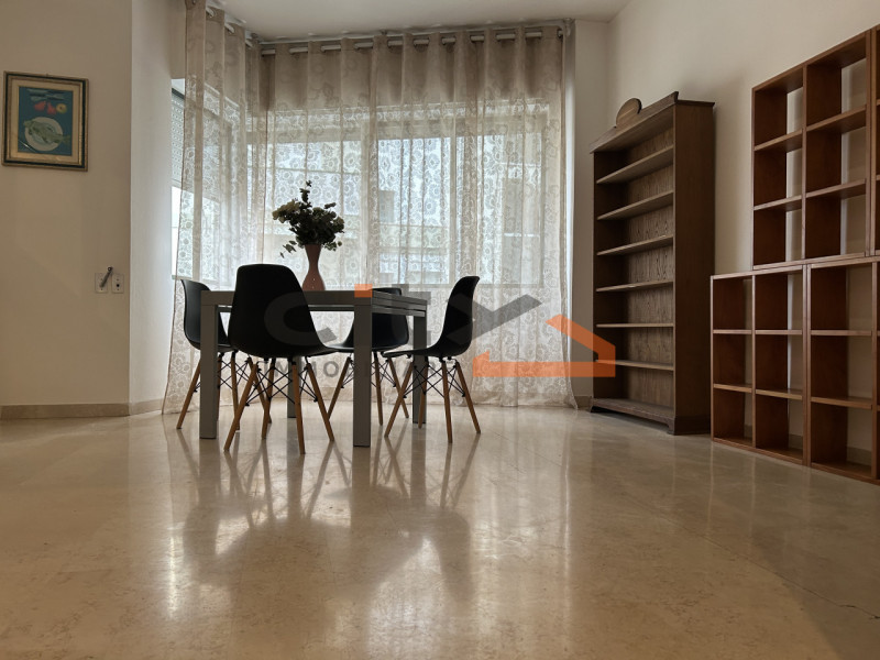 In Viale Venezia, in posizione comoda e strategica, a pochi minuti dal centro di Bassano del Grap...