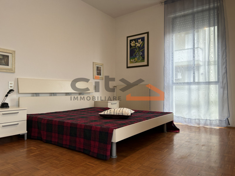 In Viale Venezia, in posizione comoda e strategica, a pochi minuti dal centro di Bassano del Grap...