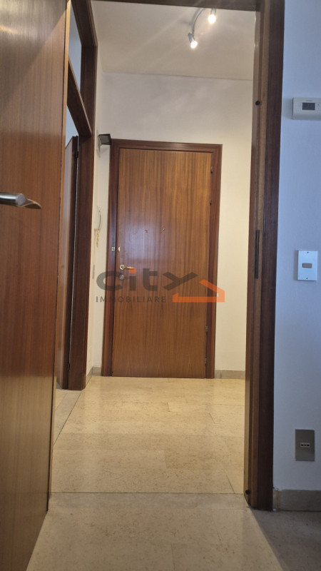 In Viale Venezia, in posizione comoda e strategica, a pochi minuti dal centro di Bassano del Grap...