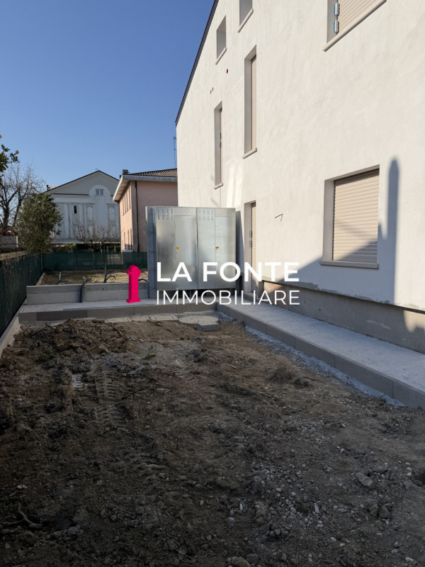 PERAROLO DI VIGONZA - BIFAMILIARE con Bonus Ristrutturazione. L’immobile, sviluppato su due livel...