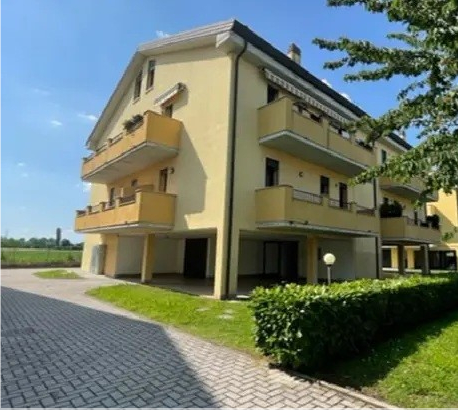 - ASTA IMMOBILIARE - PADOVA, quartiere SALBORO, via Giovanni Someda, APPARTAMENTO duplex composto...