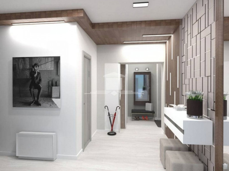 OSPEDALETTO, a circa 3,5 km dal Ponte degli Angeli, proponiamo bicamere ristrutturato in palazzin...