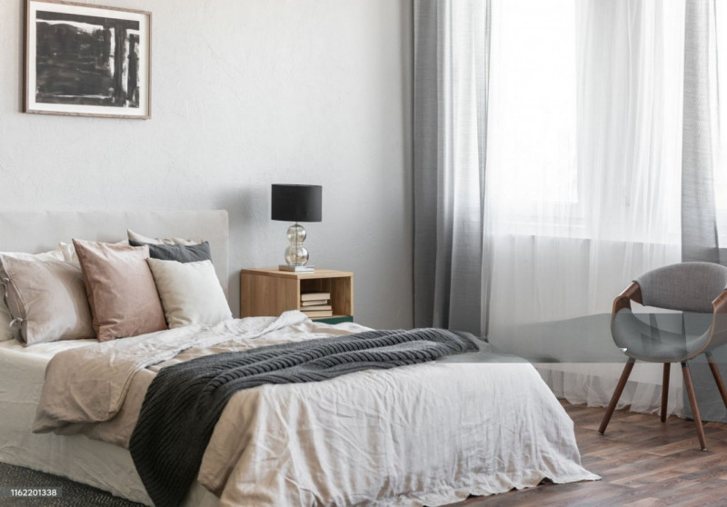 OSPEDALETTO, a circa 3,5 km dal Ponte degli Angeli, proponiamo bicamere ristrutturato in palazzin...