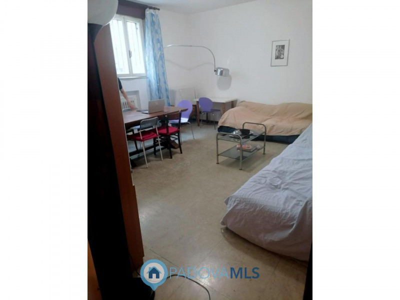 Immobile in esclusiva al Gruppo Padova MLS
PIAZZE – 2 CAMERE PER INVESTIMENTO €.265.000

Nel cuor...