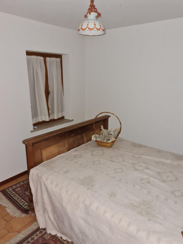 A.D.45

Vendesi all'asta 2 fabbricati in data 6 febbraio 2026

Edificio di tipo residenziale popo...