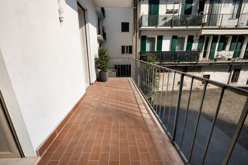 Sei alla ricerca di un rifugio a pochi passi dal centro storico di Vicenza?
Ti presentiamo la cas...