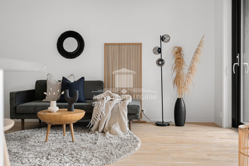 OSPEDALETTO,  proponiamo bicamere ristrutturato di circa 87  mq commerciali  al piano primo ed ul...