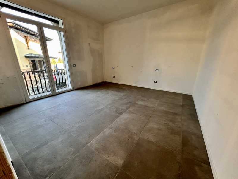 Se cerchi un angolo esclusivo a pochi passi dal centro storico di Vicenza, questo elegante appart...