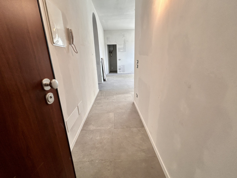 Se cerchi un angolo esclusivo a pochi passi dal centro storico di Vicenza, questo elegante appart...