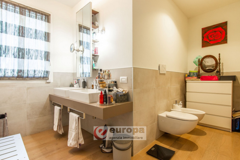 VICENZA semicentro, in zona "VILLA BERICA", a due passi da Corso Padova e chiesa Sant'Andrea, si ...