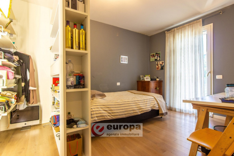 VICENZA semicentro, in zona "VILLA BERICA", a due passi da Corso Padova e chiesa Sant'Andrea, si ...