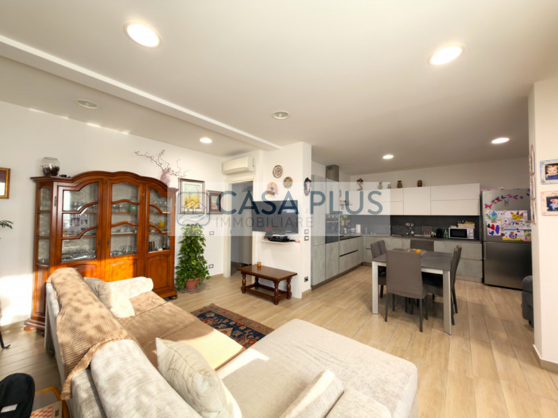 Jesolo, piazza Aurora, a 200 metri dal mare, in un contesto intimo e riservato composto da sole d...