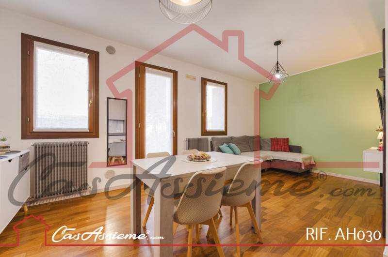 Rif. AH030
Nostra ESCLUSIVA! In posizione strategica a Castione di Loria, comoda ai principali co...