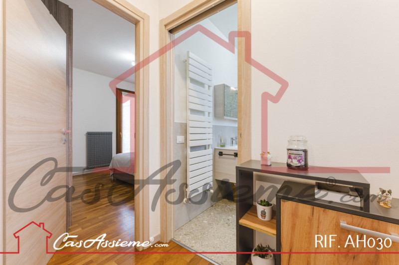 Rif. AH030
Nostra ESCLUSIVA! In posizione strategica a Castione di Loria, comoda ai principali co...