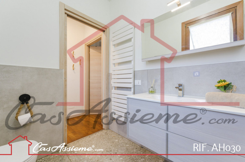 Rif. AH030
Nostra ESCLUSIVA! In posizione strategica a Castione di Loria, comoda ai principali co...