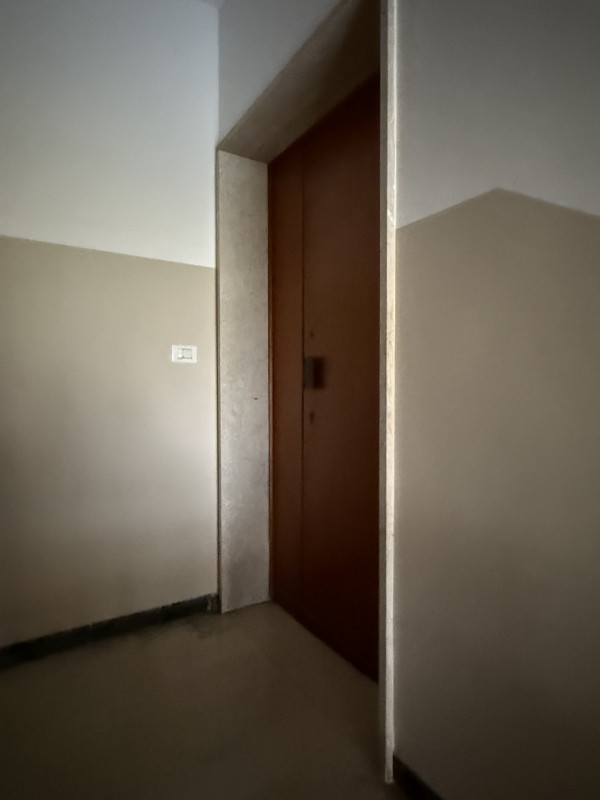 Quartiere FORCELLINI locale commerciale fronte strada.

- Facilmente adattabile alle esigenze di ...