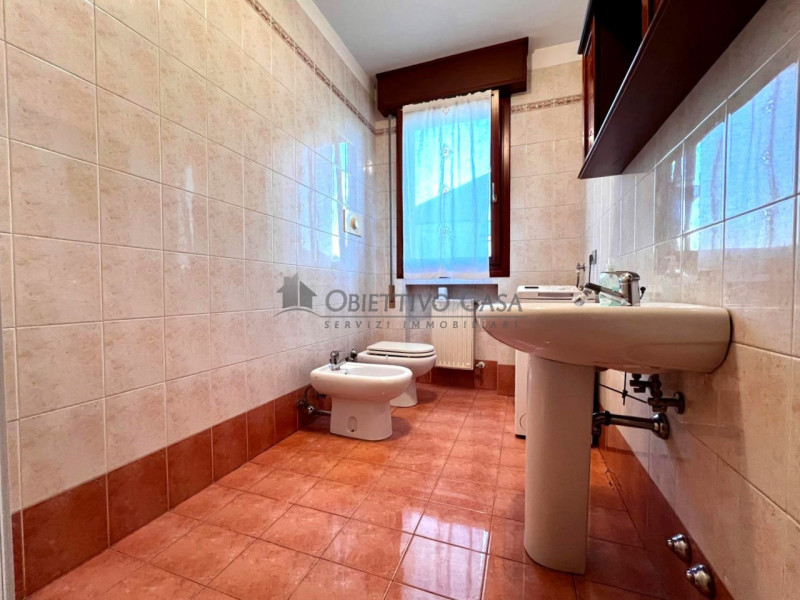 Rif. SAO165 - Saonara, in zona residenziale centrale e servita, proponiamo in vendita un appartam...