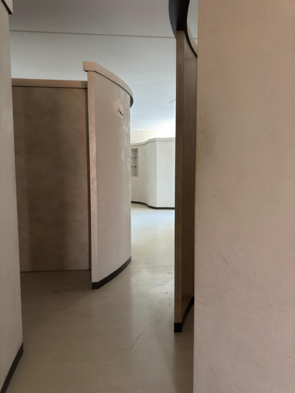 Ufficio luminoso in centro di 140mq – Ponte San Nicolò

In pieno centro a Ponte San Nicolò, all’i...