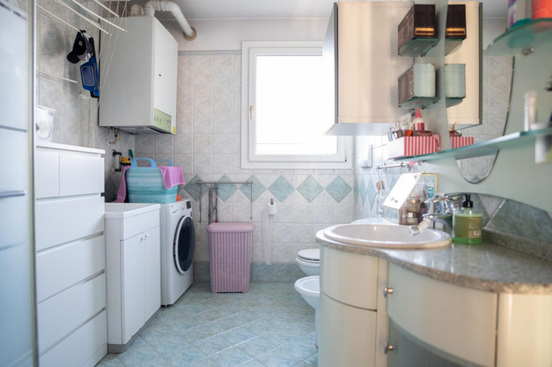 Bifamiliare su due piani di 70 mq ciascuno, zona Cogno di San Giorgio in Bosco, ideale per chi de...