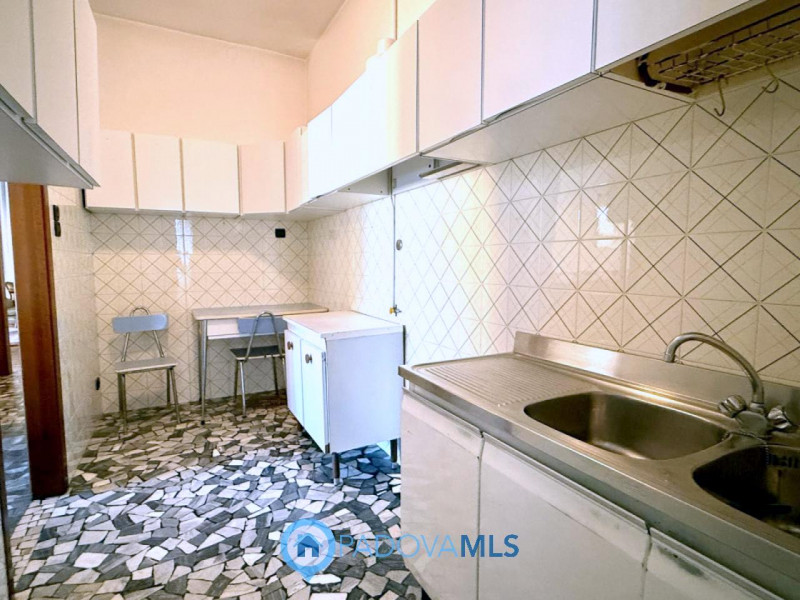 Immobile in esclusiva al Gruppo Padova MLS

Porzione di BIFAMILARE IN ORIZZONTALE con ingresso e ...