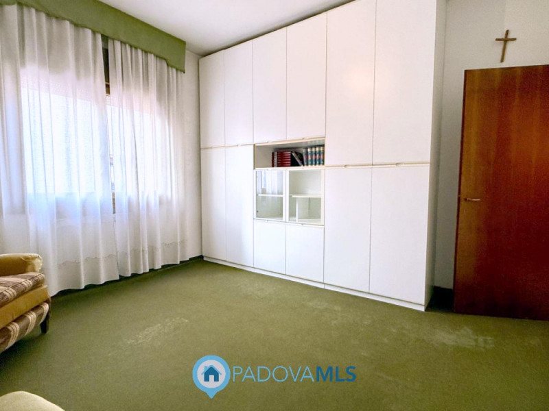 Immobile in esclusiva al Gruppo Padova MLS

Porzione di BIFAMILARE IN ORIZZONTALE con ingresso e ...