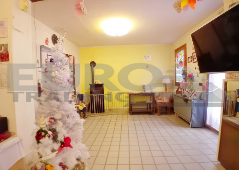 PREGANZIOL: loc. San Trovaso, proponiamo porzione di bifamiliare disposta in 2 livelli e composta...