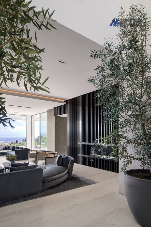 Villa a schiera zona giorno 50 mq €. 300.000 3 camere matrimoniali  3 bagni 

A pochi Km dal cent...