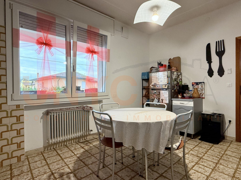 MESTRINO: proponiamo una casa singola, soluzione che racconta il valore delle abitazioni di una v...