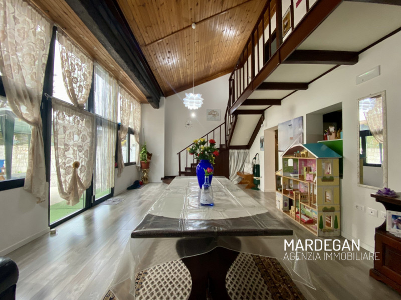 Proponiamo in esclusiva una vera opportunità nel cuore di Galliera Veneta: un' abitazione indipen...