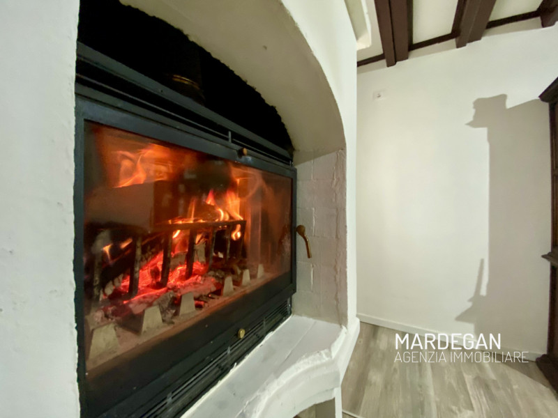 Proponiamo in esclusiva una vera opportunità nel cuore di Galliera Veneta: un' abitazione indipen...