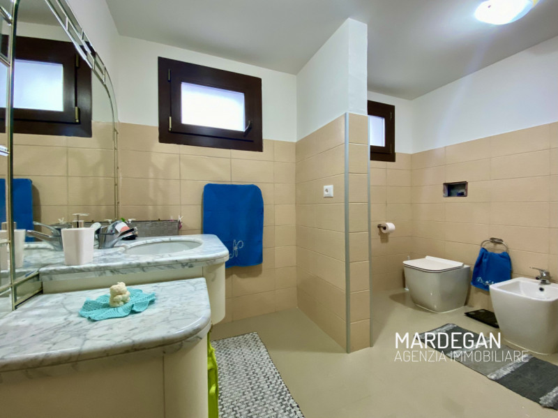 Proponiamo in esclusiva una vera opportunità nel cuore di Galliera Veneta: un' abitazione indipen...