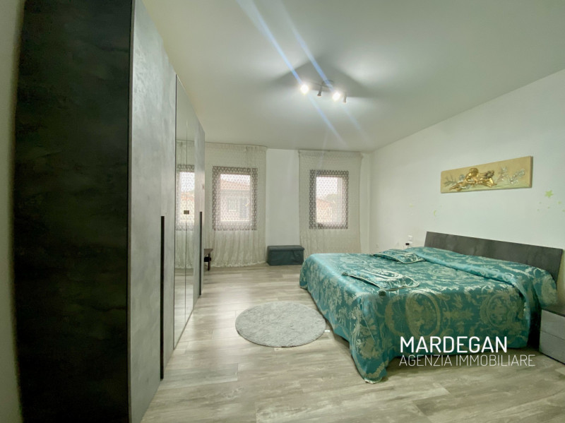 Proponiamo in esclusiva una vera opportunità nel cuore di Galliera Veneta: un' abitazione indipen...