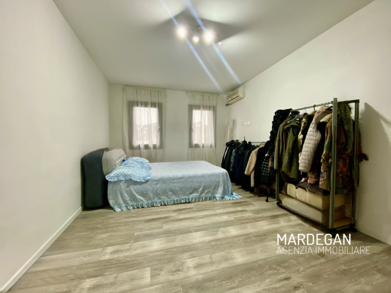 Proponiamo in esclusiva una vera opportunità nel cuore di Galliera Veneta: un' abitazione indipen...