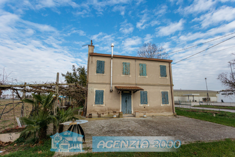 A BAGNOLI DI SOPRA LA CASA GIUSTA PER TE !!! SE VUOI RISTRUTTUARE UNA CASA SINGOLA DI CAMPAGNA CO...