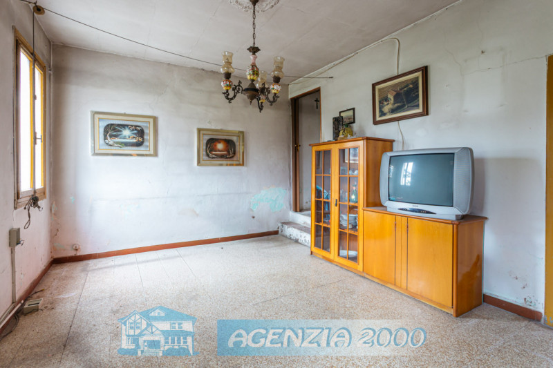 A BAGNOLI DI SOPRA LA CASA GIUSTA PER TE !!! SE VUOI RISTRUTTUARE UNA CASA SINGOLA DI CAMPAGNA CO...