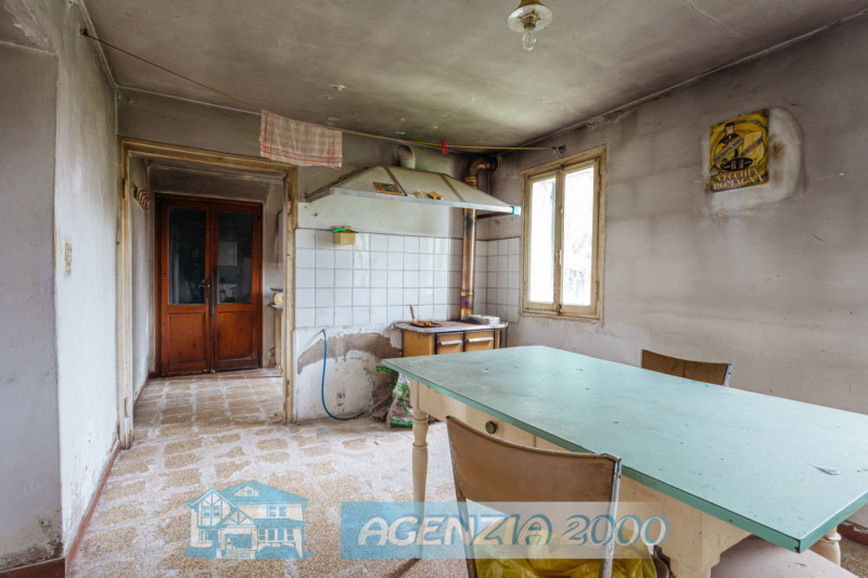 A BAGNOLI DI SOPRA LA CASA GIUSTA PER TE !!! SE VUOI RISTRUTTUARE UNA CASA SINGOLA DI CAMPAGNA CO...