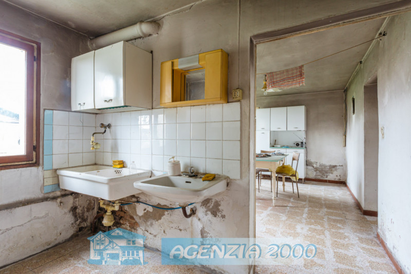 A BAGNOLI DI SOPRA LA CASA GIUSTA PER TE !!! SE VUOI RISTRUTTUARE UNA CASA SINGOLA DI CAMPAGNA CO...