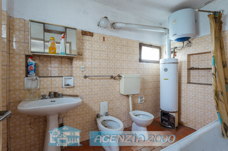 A BAGNOLI DI SOPRA LA CASA GIUSTA PER TE !!! SE VUOI RISTRUTTUARE UNA CASA SINGOLA DI CAMPAGNA CO...