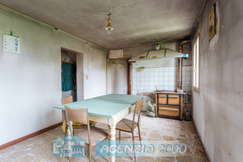 A BAGNOLI DI SOPRA LA CASA GIUSTA PER TE !!! SE VUOI RISTRUTTUARE UNA CASA SINGOLA DI CAMPAGNA CO...