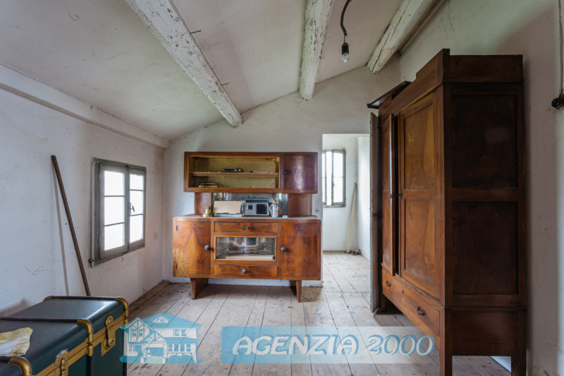 A BAGNOLI DI SOPRA LA CASA GIUSTA PER TE !!! SE VUOI RISTRUTTUARE UNA CASA SINGOLA DI CAMPAGNA CO...