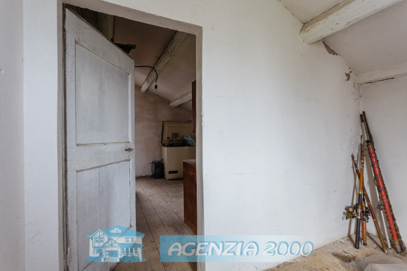 A BAGNOLI DI SOPRA LA CASA GIUSTA PER TE !!! SE VUOI RISTRUTTUARE UNA CASA SINGOLA DI CAMPAGNA CO...