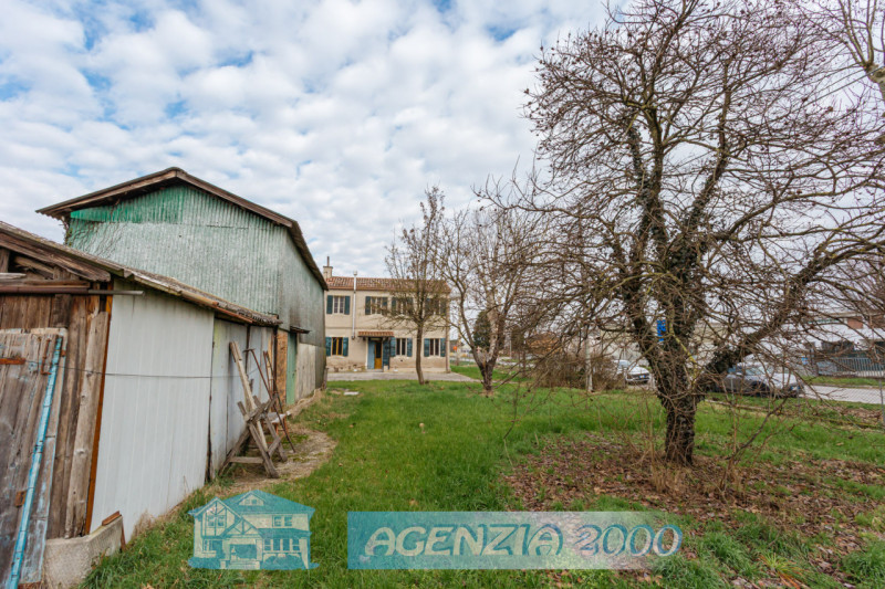 A BAGNOLI DI SOPRA LA CASA GIUSTA PER TE !!! SE VUOI RISTRUTTUARE UNA CASA SINGOLA DI CAMPAGNA CO...