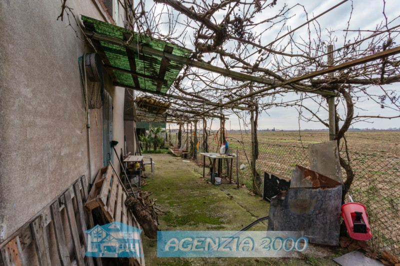 A BAGNOLI DI SOPRA LA CASA GIUSTA PER TE !!! SE VUOI RISTRUTTUARE UNA CASA SINGOLA DI CAMPAGNA CO...