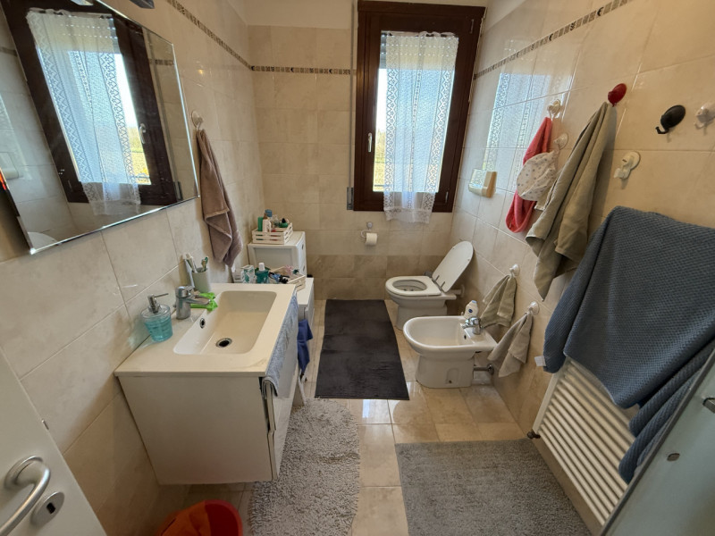 San Giorgio delle Pertiche - Cavino: Zona centrale immobile locato a reddito con contratto 4+4 a ...