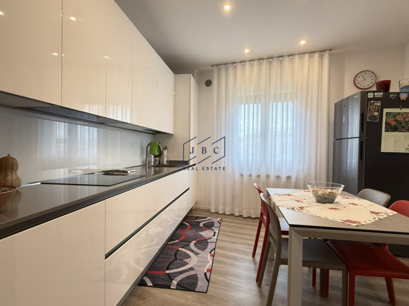 ODERZO - (TV)
A pochi minuti dal centro di Oderzo, nel quartiere di Colfrancui, proponiamo in ven...