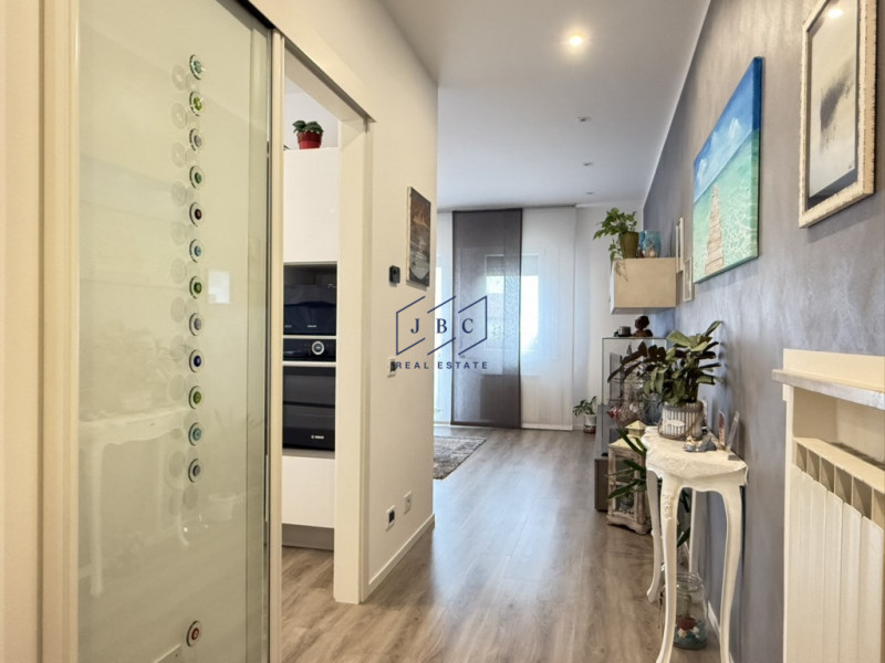 ODERZO - (TV)
A pochi minuti dal centro di Oderzo, nel quartiere di Colfrancui, proponiamo in ven...