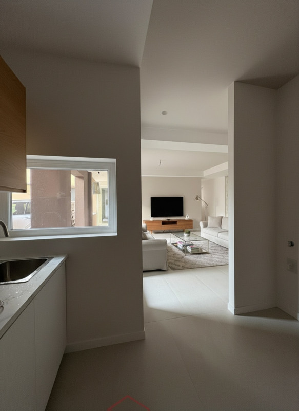 PADOVA - ZONA SAVONAROLA FUORI MURA:

Affittasi luminoso appartamento trilocale di circa 90 mq ne...